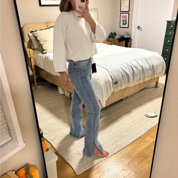 PAIGE High Rise Laurel Canyon High Rise Boot Jean - Picture 4 of 9